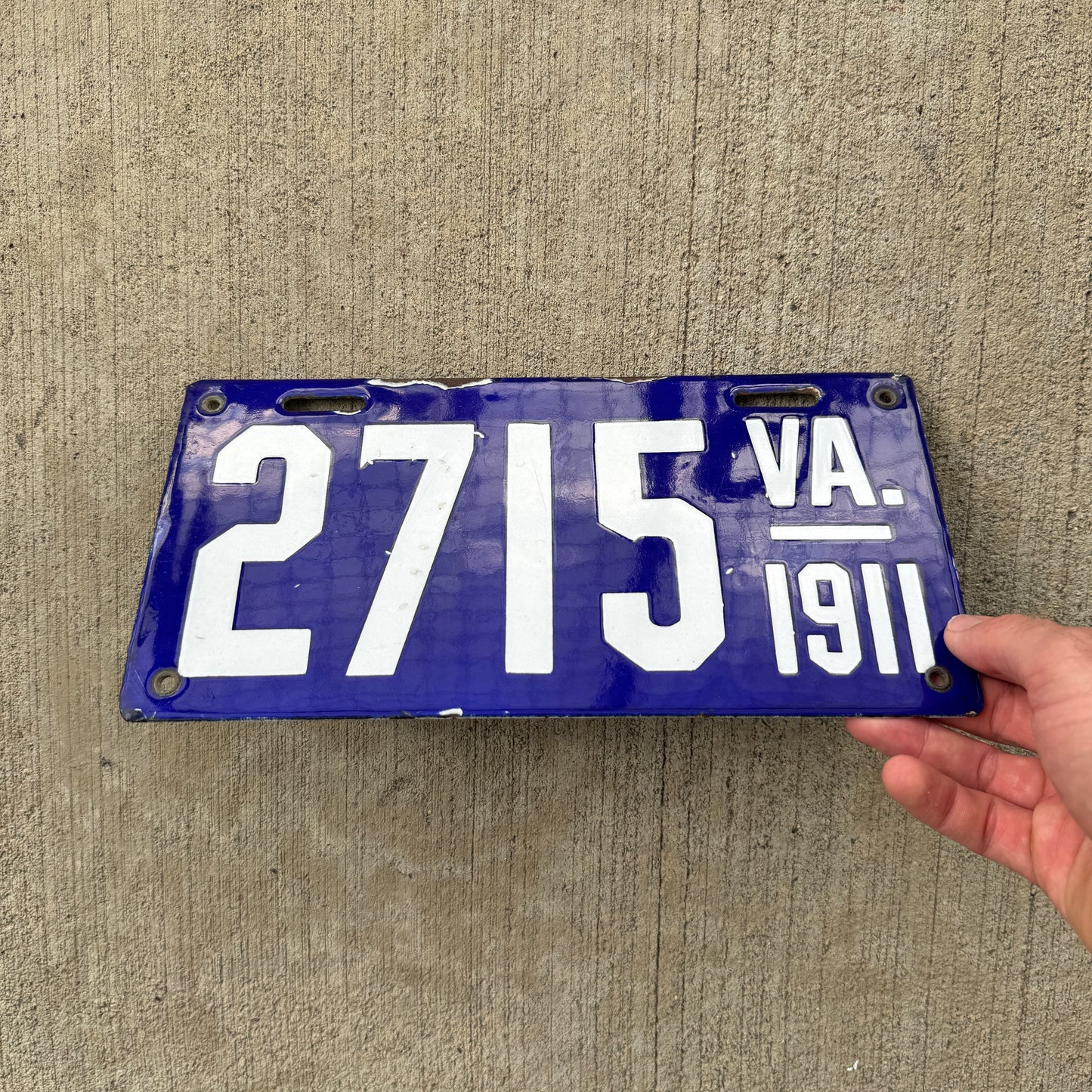 1911 Virginia Porcelain License Plate 2715 High Quality