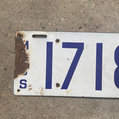 1914 Massachusetts Porcelain License Plate Vintage White Car Wall Decor