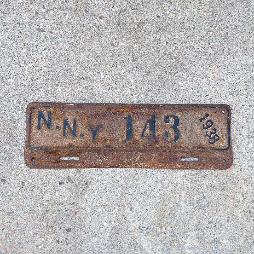 1938 Norfolk Navy Yard License Plate Topper NNY Military Naval Fort