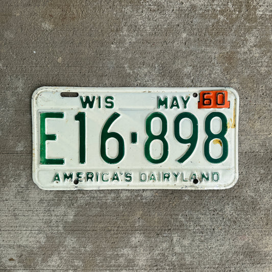 1959 1960 Wisconsin License Plate Vintage White Green Wall Decor E16898