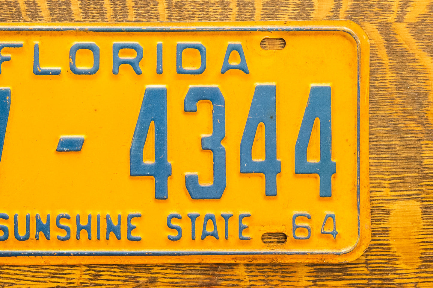 1964 Florida License Plate Orange Blue Vintage 17-4344 DMV Clear YOM