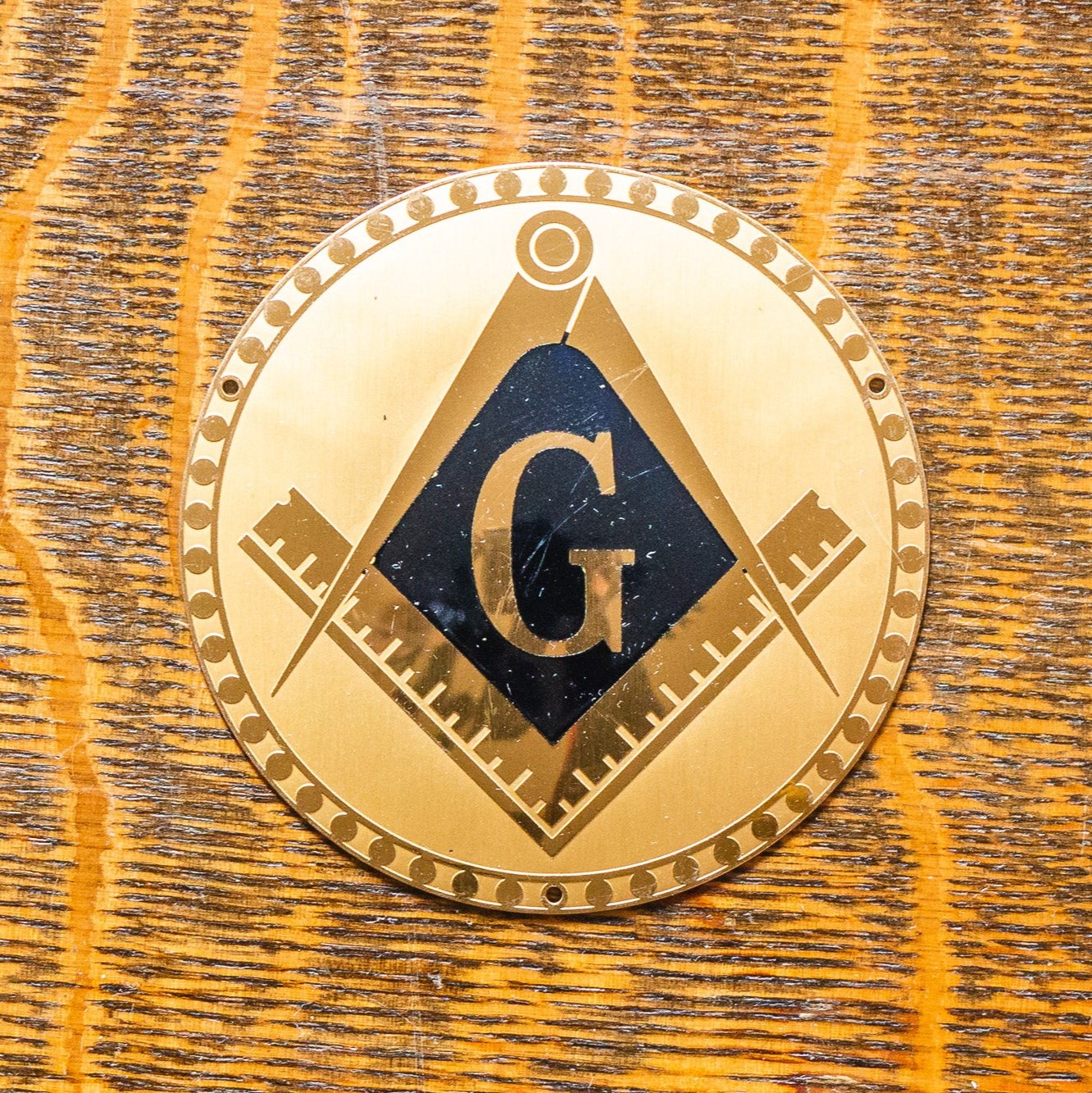 Free Masons Radiator Badge Vintage Shield Emblem