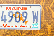 Load image into Gallery viewer, 1987 Maine License Plate Vintage Lobster Beach Wall Decor
