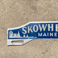 Load image into Gallery viewer, 1950s Skowhegan Maine License Plate Topper Graphic Wall Decor
