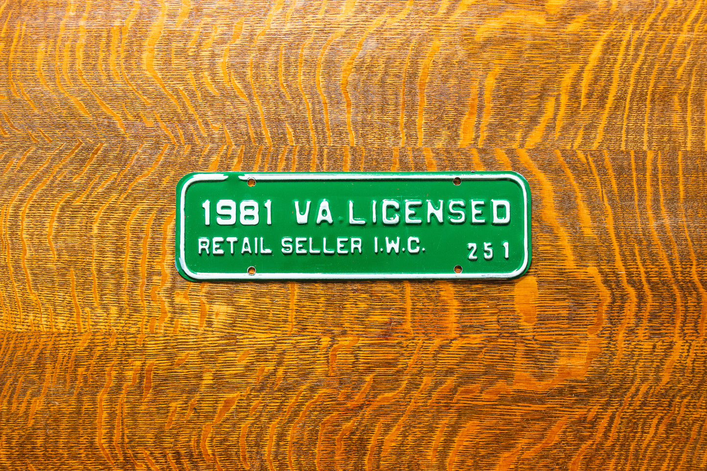 1981 Virginia Seller License Plate Vintage Green Wall Decor 251