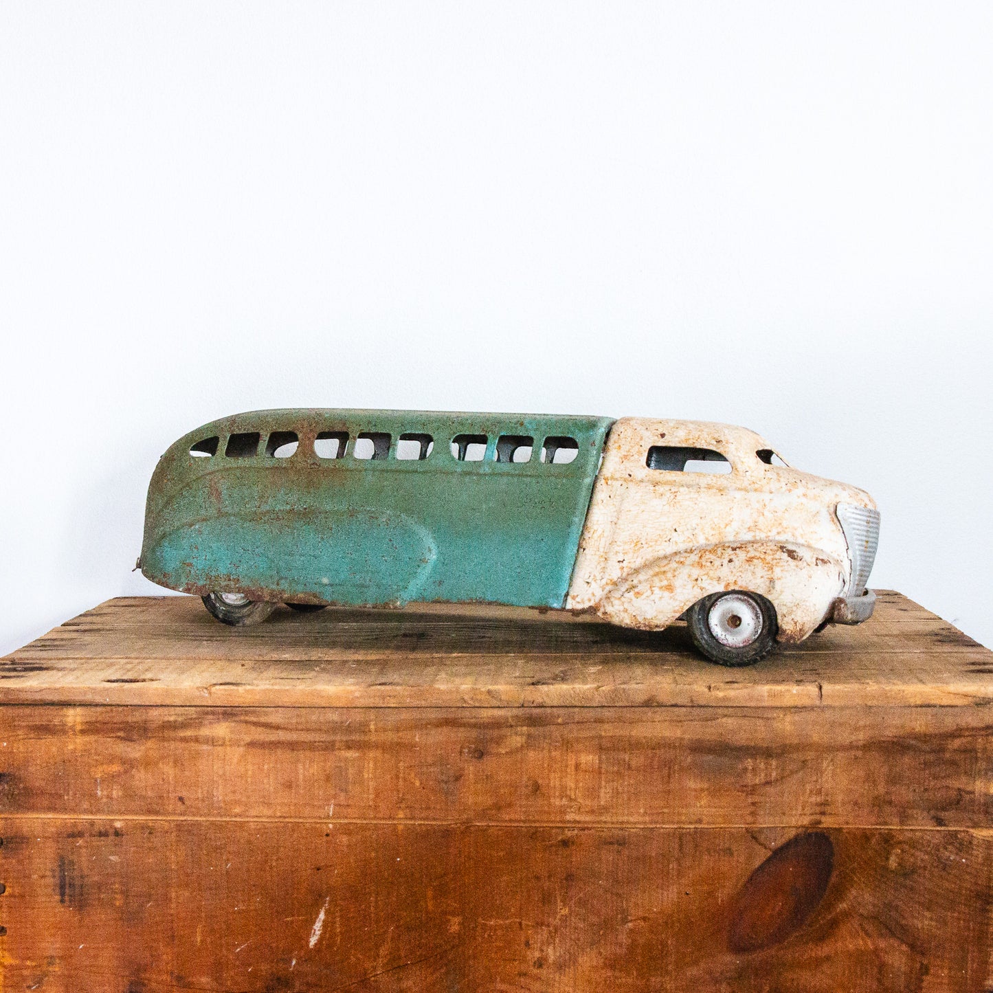 Wyandotte Coast to Coast Bus | Vintage 1930s Pressed Steel Toy