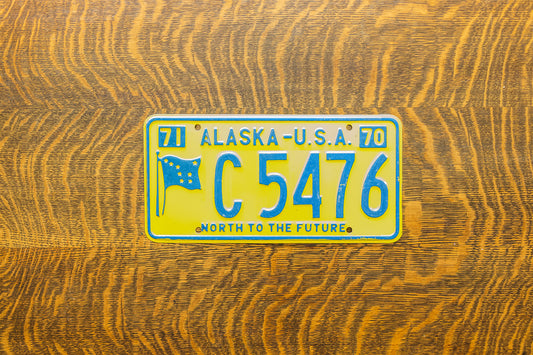 1971 Alaska License Plate Vintage Yellow Decor C5476