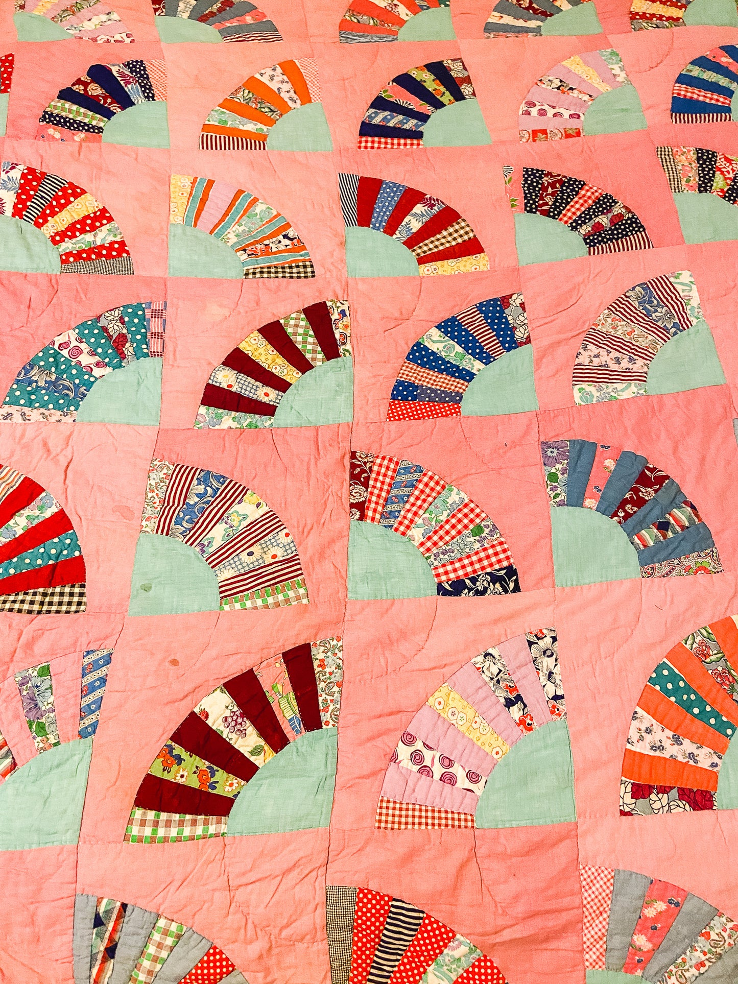 Grandmother's Fan Hand Stitched Quilt Top Vintage Pink Farmhouse Decor