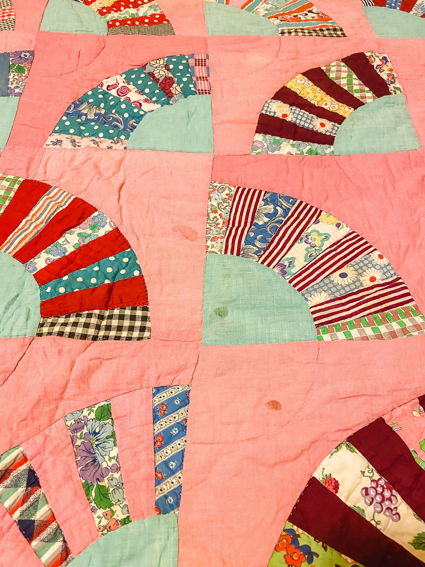 Grandmother's Fan Hand Stitched Quilt Top Vintage Pink Farmhouse Decor