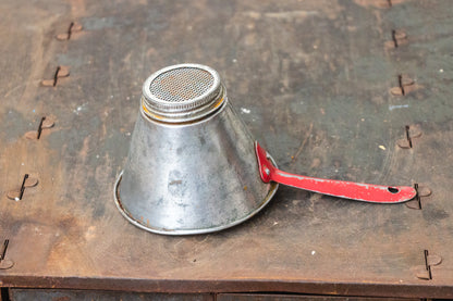 Nesco Kitchen Sifter Funnel Vintage Midcentury Baking Tool - Eagle's Eye Finds