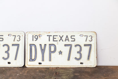 1973 Texas License Plate Pair Vintage Classic Car YOM DYP-737