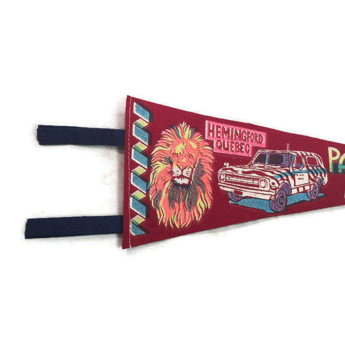 Parc African Safari Quebec Red Felt Pennant Vintage Wall Decor - Eagle's Eye Finds