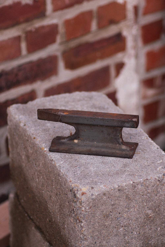 Small Anvil Vintage Metal Jeweler's Anvil Industrial Decor - Eagle's Eye Finds