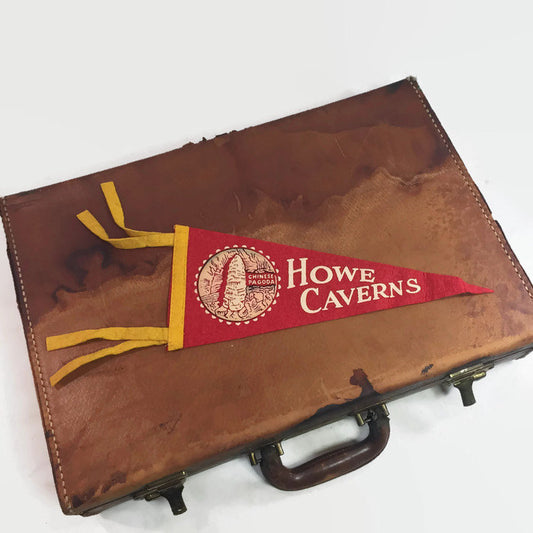 Howe Caverns Red Felt Pennant Vintage Caving Decor - Eagle's Eye Finds