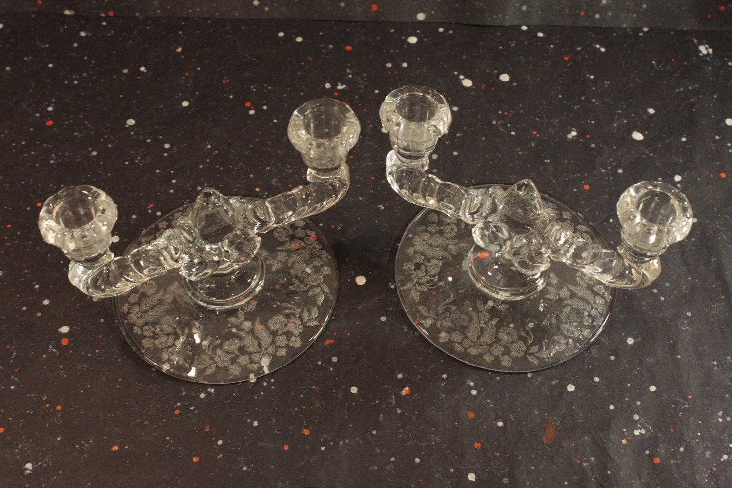 New Martinsville Teardrop Candlestick Holders Vintage Meadow Wreath Floral Etched Glass - Eagle's Eye Finds