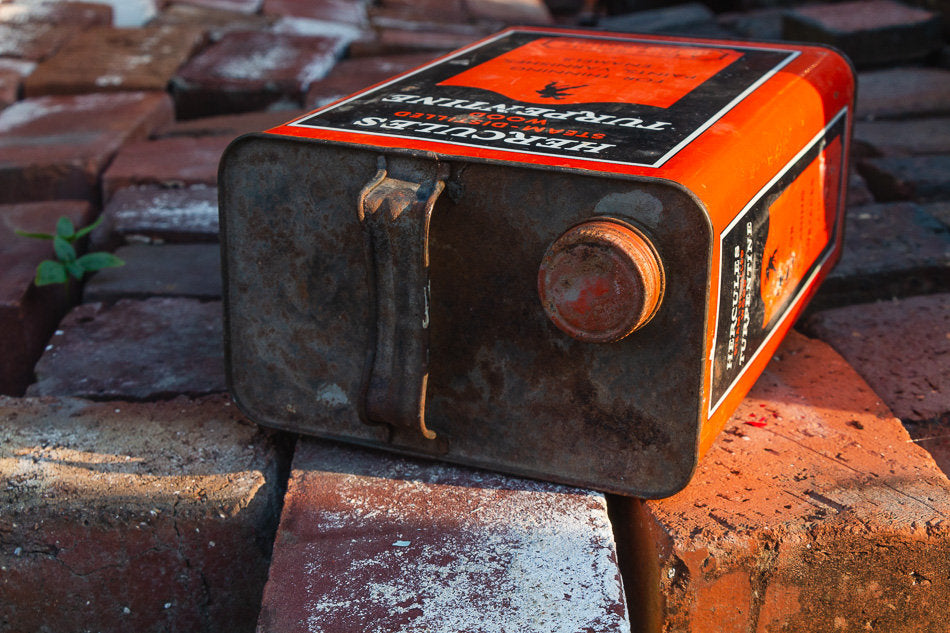 Hercules Turpentine Can Vintage 1 Gallon Gas and Oil Can - Eagle's Eye Finds