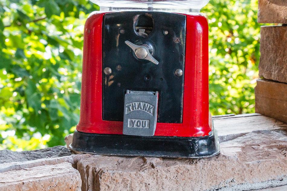 Victor V Lions Club Gum Dispenser Vintage Gumball Machine - Eagle's Eye Finds