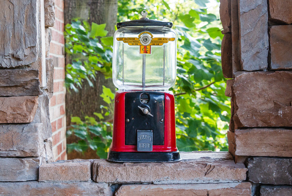 Victor V Lions Club Gum Dispenser Vintage Gumball Machine - Eagle's Eye Finds