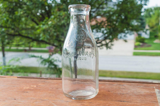 Minn Seal Vintage Milk Bottle Quart Sized - Eagle's Eye Finds