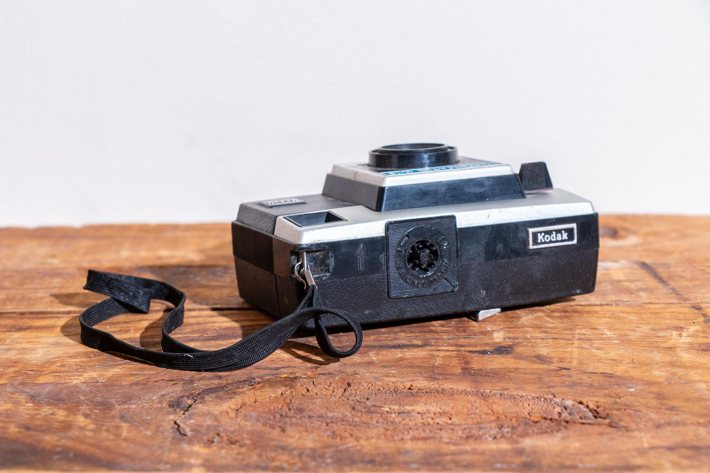 Kodak Instamatic X-15 Camera Vintage Film Camera - Eagle's Eye Finds