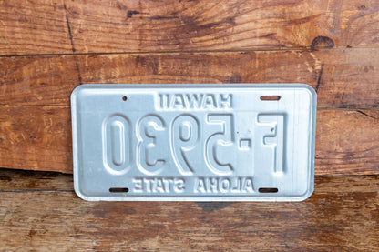 Hawaii 1976 Diamond Head License Plate Vintage Wall Hanging Decor - Eagle's Eye Finds