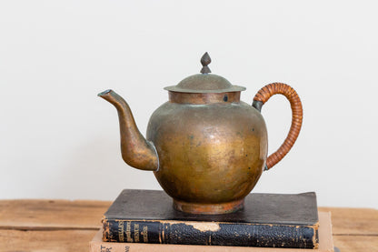 Mini Copper Teapot Vintage Primitive Home Decor - Eagle's Eye Finds