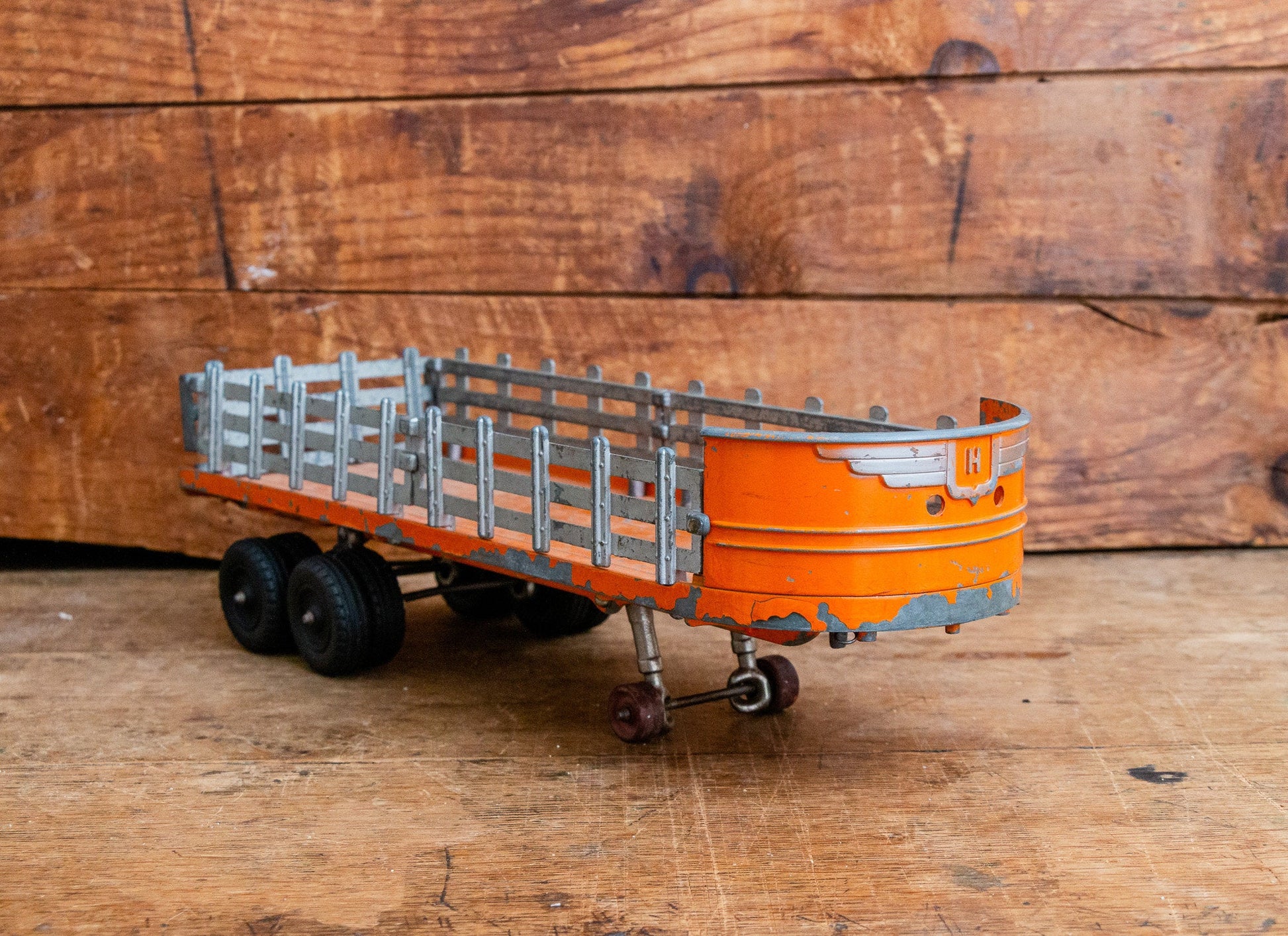 Hubley Stake Truck 500 Series Vintage Orange Toy Flatbed Stake Trailer Truck - Eagle's Eye Finds