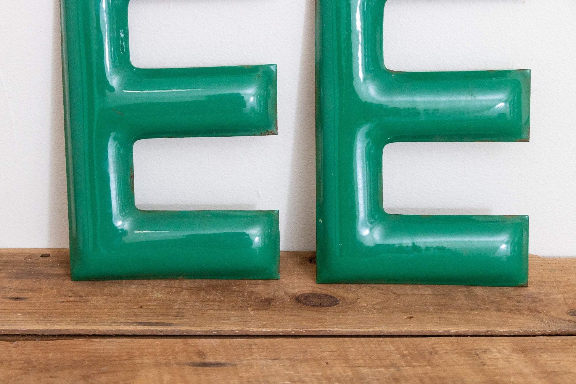 Green Letter E Porcelain Vintage Wall Hanging Decor Metal Initials Name Letter - Eagle's Eye Finds