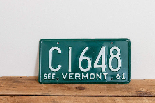 Vermont 1961 License Plate Vintage Wall Hanging Decor - Eagle's Eye Finds