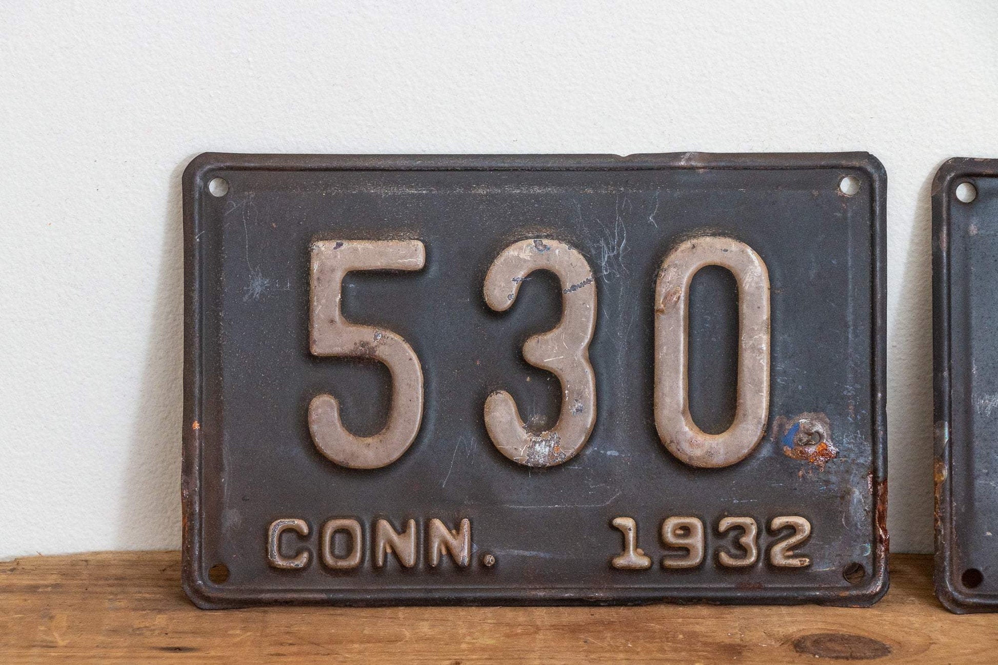 530 Connecticut 1932 License Plate Pair 3 Digit Low Number Vintage Wall Decor - Eagle's Eye Finds