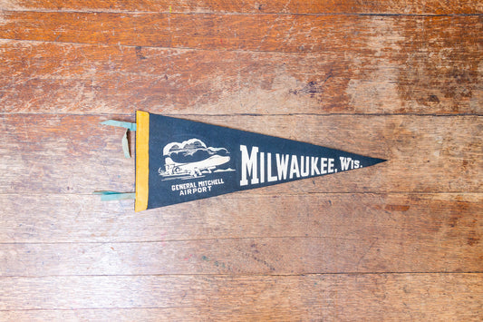 Milwaukee Wisconsin Black Felt Pennant Vintage Wall Decor - Eagle's Eye Finds